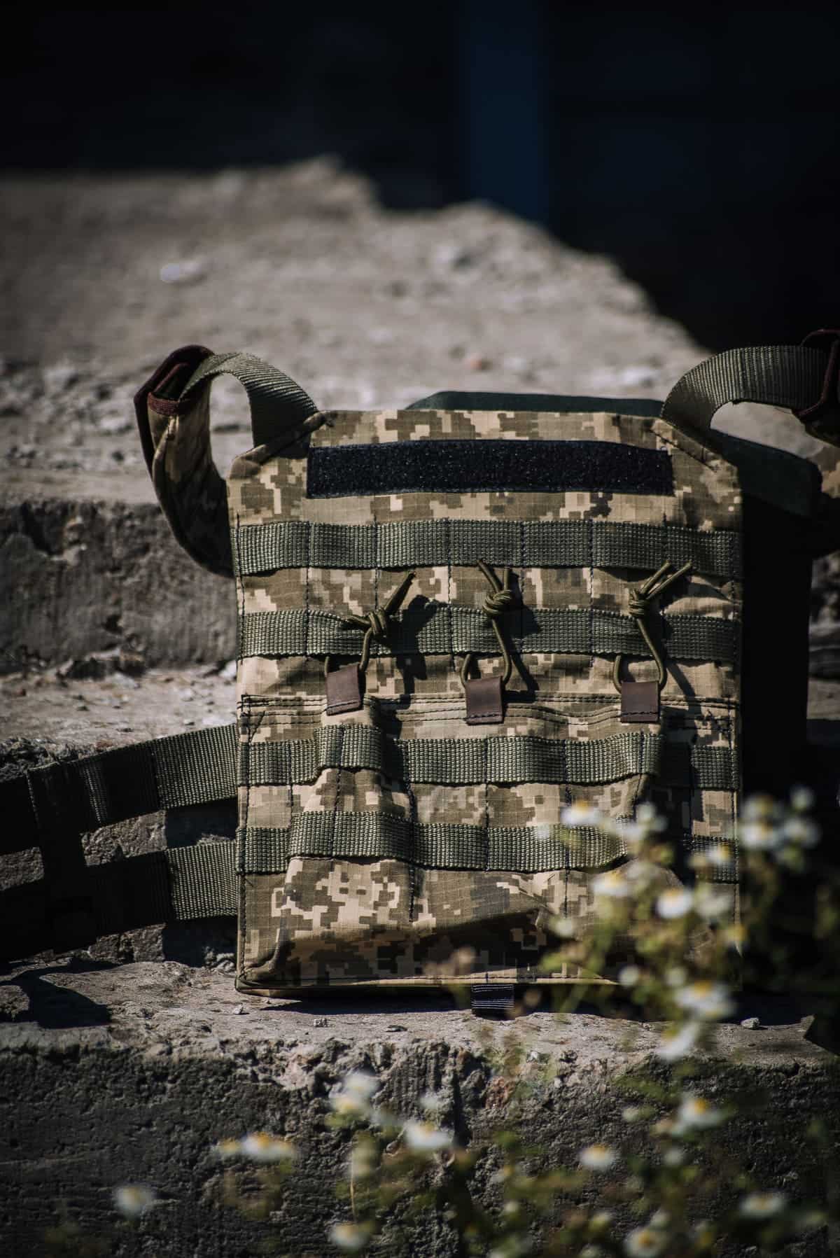 Body armor for the soldiers - Rise of Ukraine